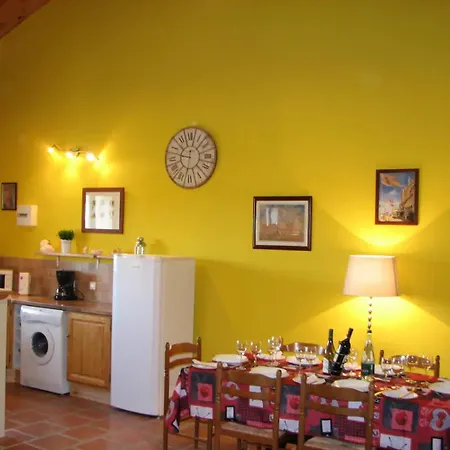 Limerac Nyaraló Salles-Lavalette